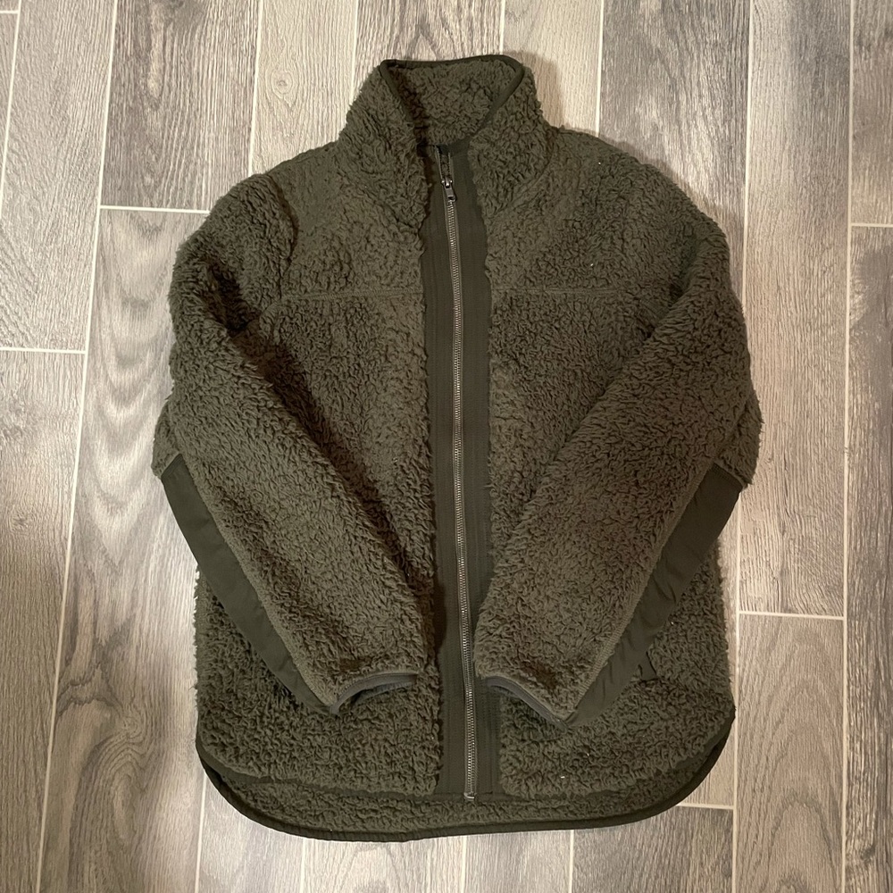 NWOT Abercrombie & Fitch Full-Zip Sherpa Jacket Olive Green M